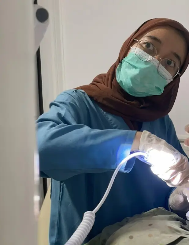 Cabut Gigi Susu Anak di Dokter: Apakah Sakit dan Perlu Disuntik? - Klinik Gigi Kediri cabut gigi susu klinik gigi kediri