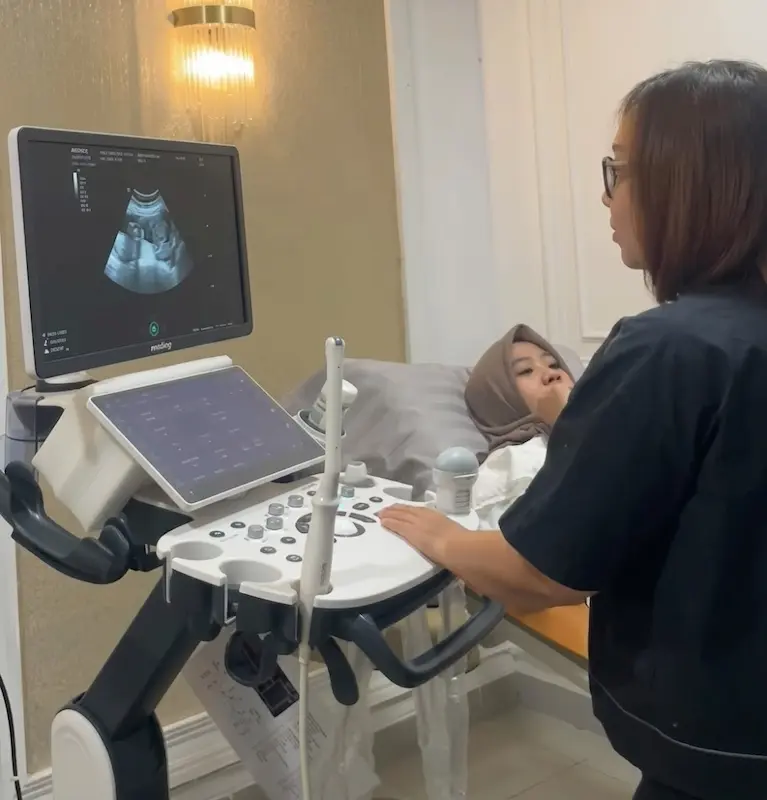 layanan usg 4d klinik kandungan kediri